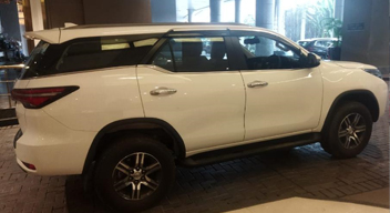 top model toyota fortuner car hire